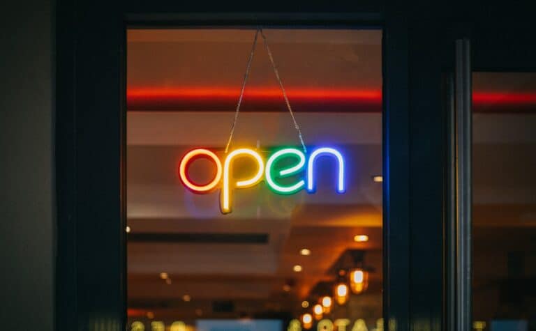4 Reasons to Use Open Source Software for your Business and Yourself