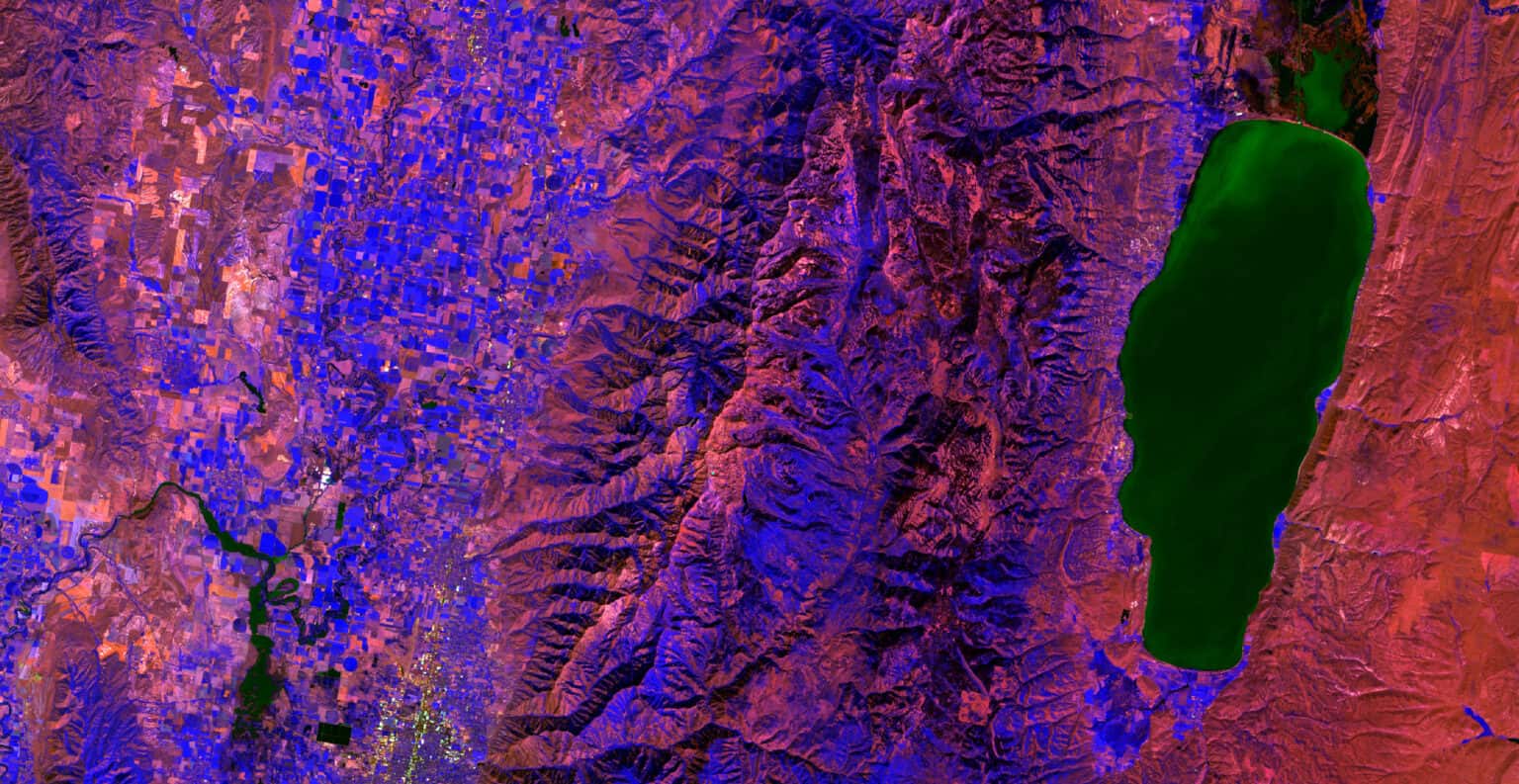 How To Make A False-Color Satellite Image In QGIS – OpenSourceOptions